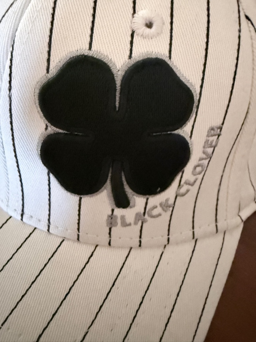 Black Clover White Pinstripe Baseball Cap Black 4 Leaf Clover Logo Golf Hat S/M